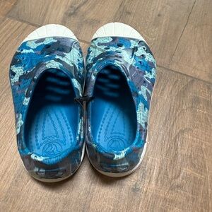 Infant Blue Camo CROCS Shoes
